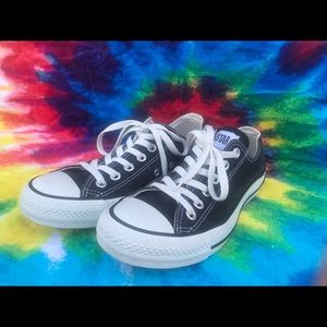 Black Converse, I’m PERFECT condition!